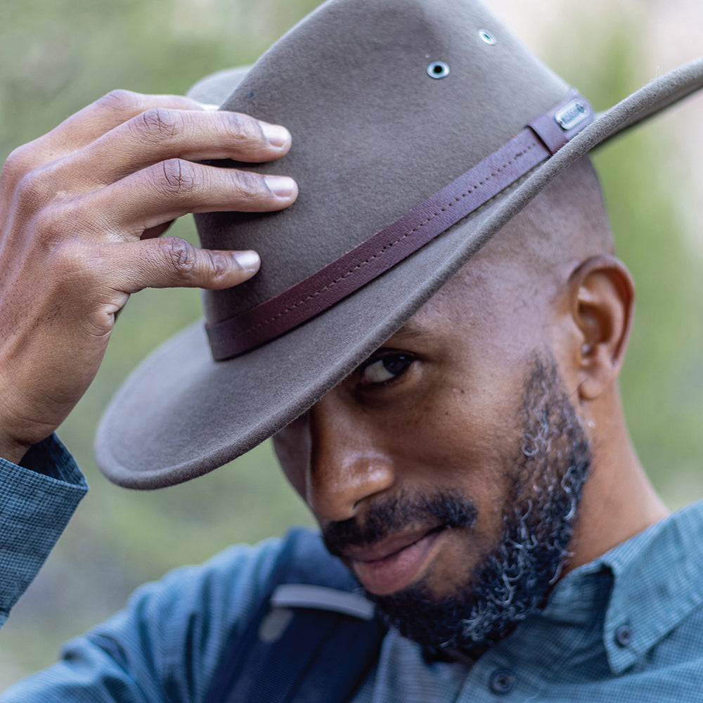 Sunday Afternoons Winston Wasserabweisender Outback Hut aus Wollfilz - Braun