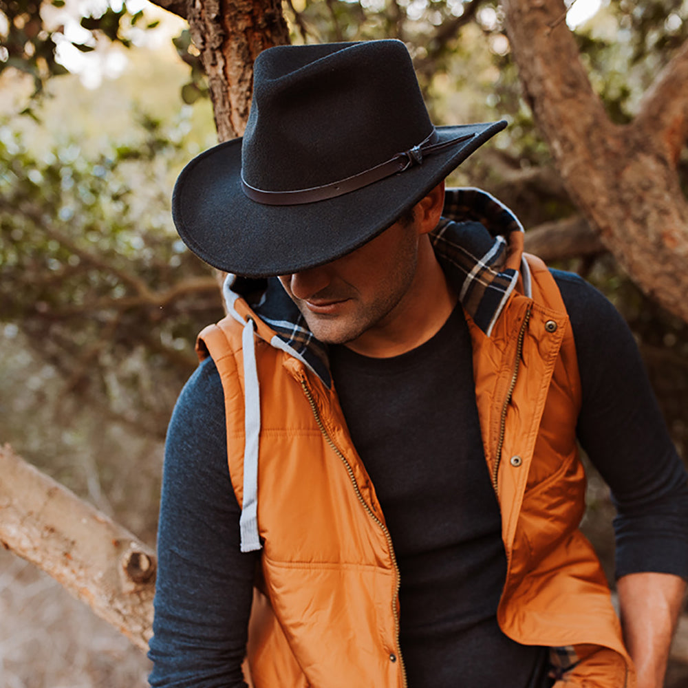 Jaxon & James Knautschbarer Outback Hut - Schwarz