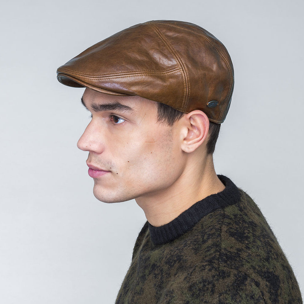 Bailey Reffell Schiebermütze aus Leder - Braun