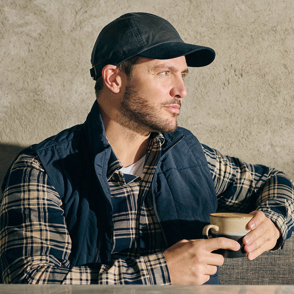 Failsworth Baseball Cap aus British Waxed Cotton - Marineblau