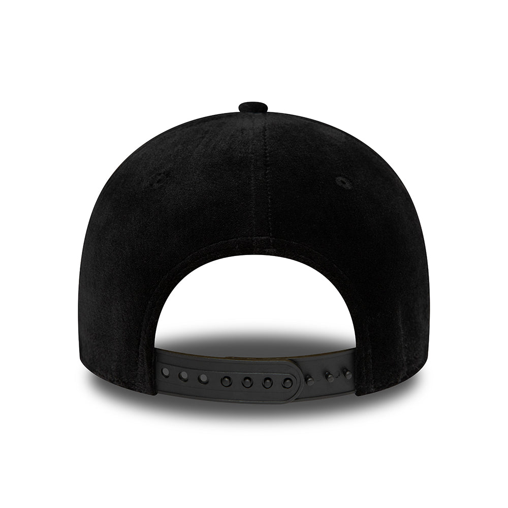 New Era Damen 9FORTY New York Yankees Snapback Cap - MLB Velour - Schwarz