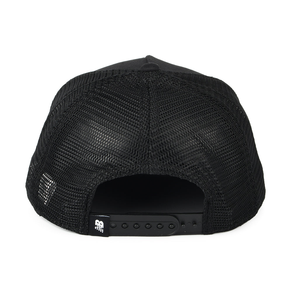 New Balance Sport Essentials Trucker Cap - Schwarz auf Schwarz