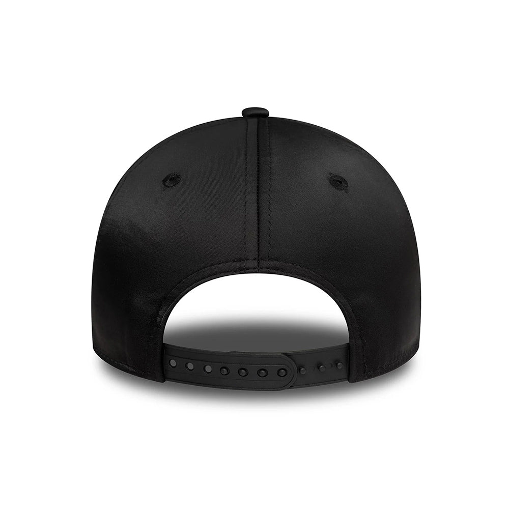New Era Damen 9FORTY New York Yankees Baseball Cap - MLB Satin II - Schwarz auf Schwarz