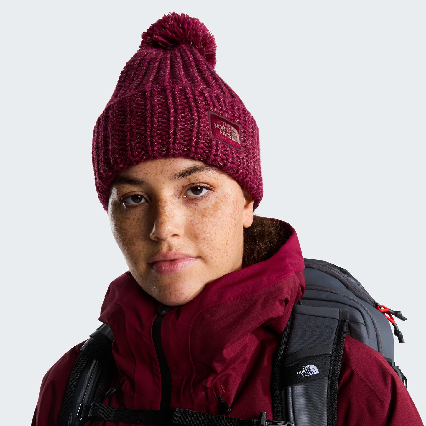 The North Face Cozy Chunky Cabin Bommelmütze - Burgunderrot