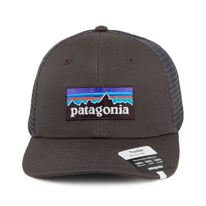 Patagonia P-6 Logo Trucker Cap aus organischer Baumwolle - Grau