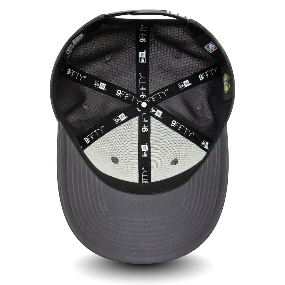 New Era 9FIFTY Milwaukee Bucks Snapback Cap - NBA Tonal Team Stretch Snap - Graphitgrau