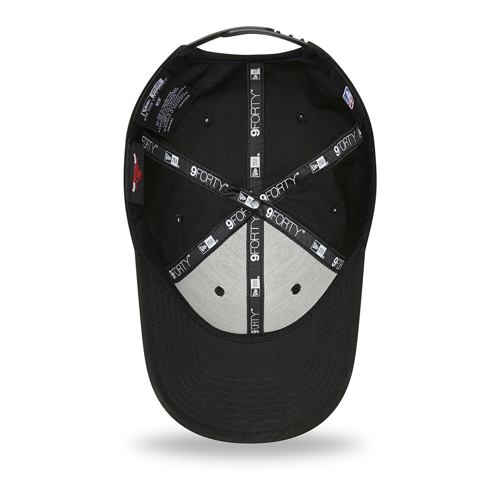 New Era 9FORTY Chicago Bulls Baseball Cap - NBA Monochrome - Schwarz