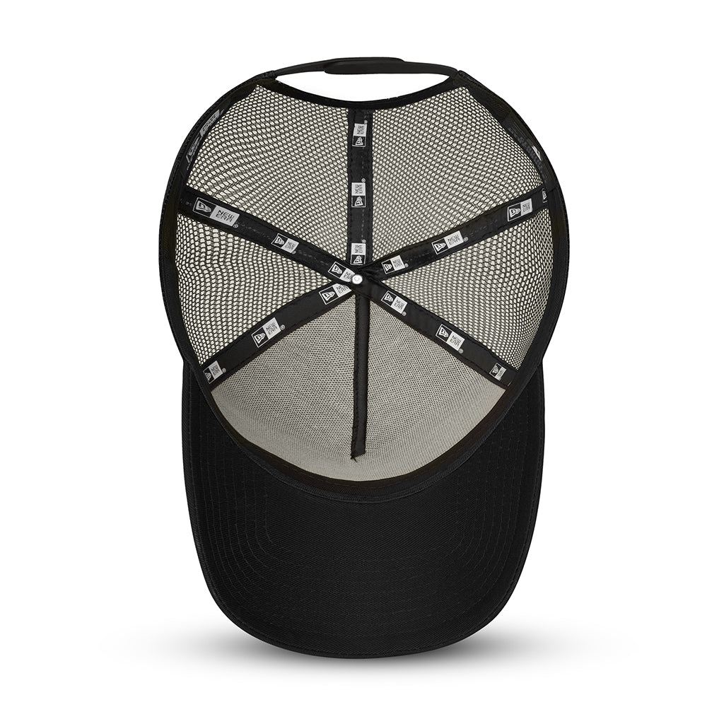 New Era 9FORTY A-Frame Trucker Cap - Heritage Patch - Schwarz