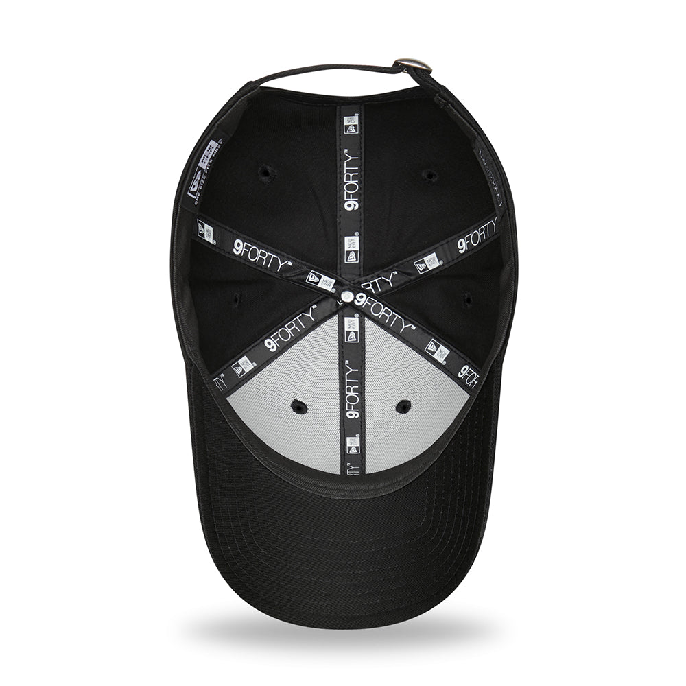 New Era 9FORTY 4 Seasons Baseball Cap - Le Louvre Patch - Schwarz
