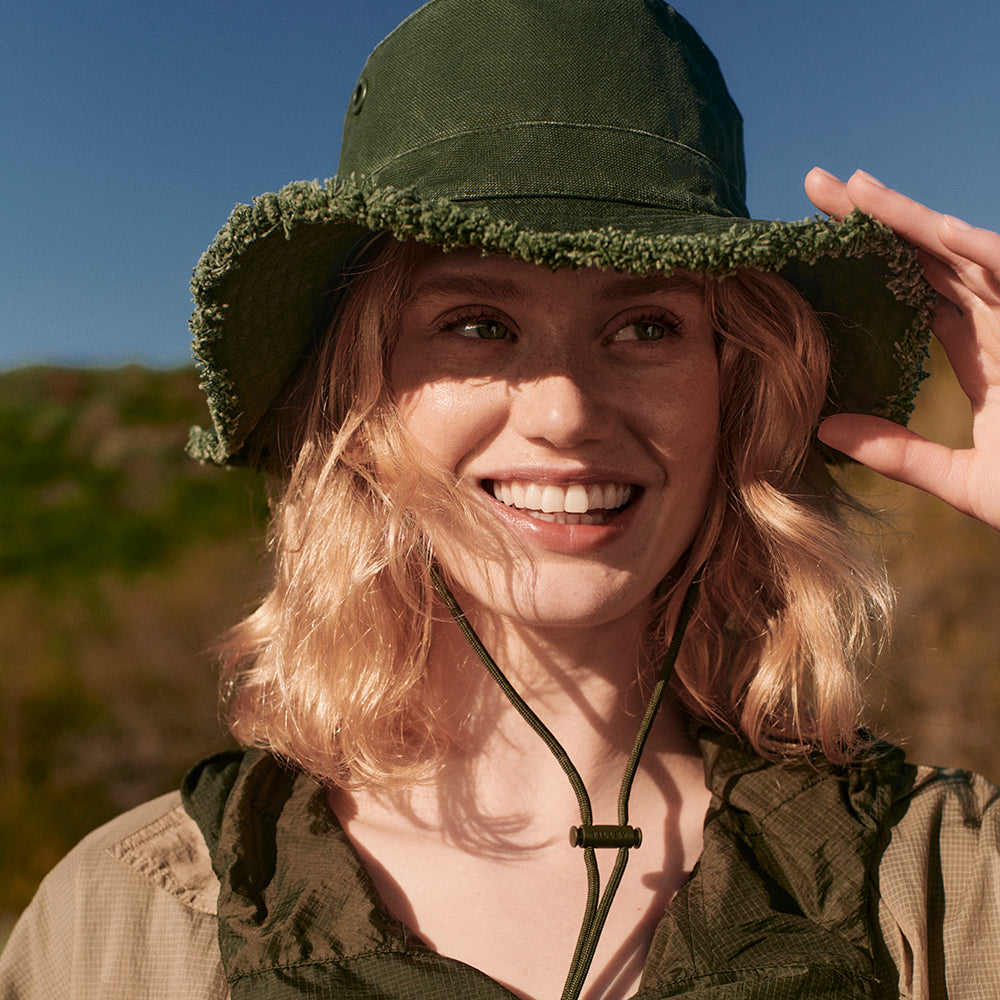 Tilley T3 Fringe Wanderer Sonnenhut aus Baumwolle - Kieferngrün