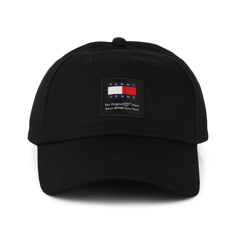 Tommy Hilfiger TJM Modern Patch Baseball Cap aus organischer Baumwolle - Schwarz