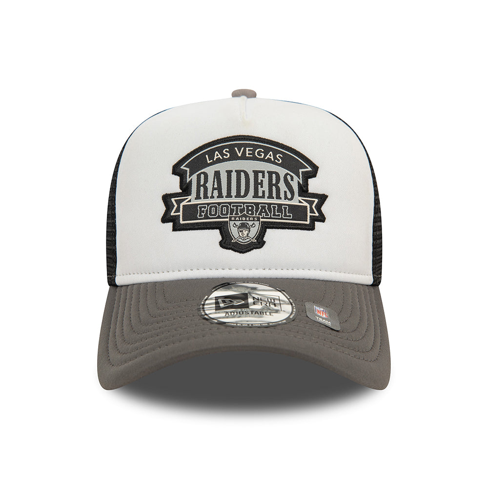New Era A-Frame Las Vegas Raiders Trucker Cap - NFL Retro Graphic - Weiß-Graphitgrau-Schwarz