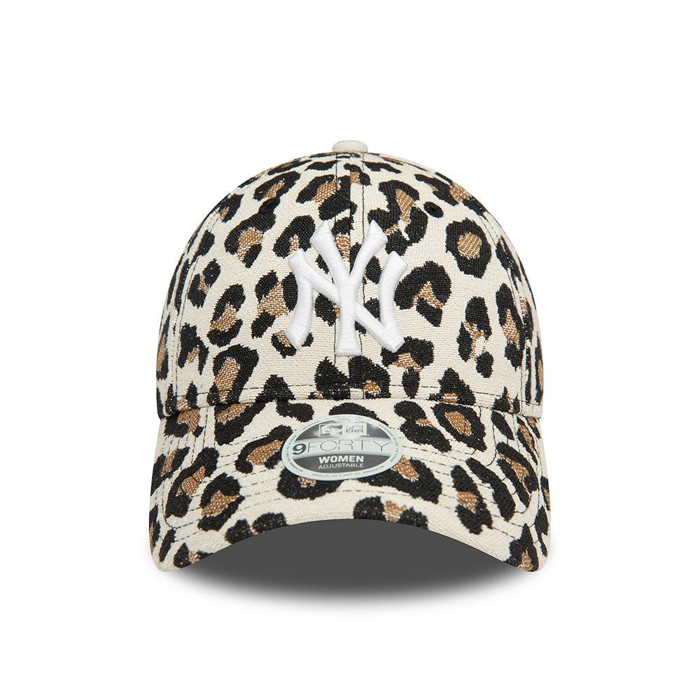 New Era 9FORTY New York Yankees Baseball Cap - MLB AOP Leopard - Beige
