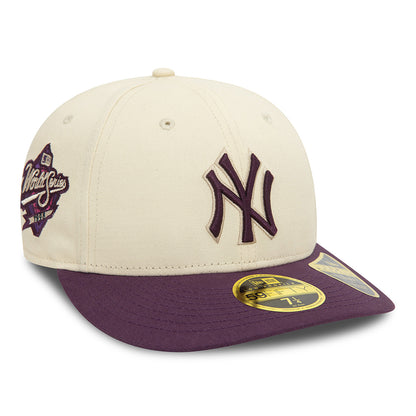 New Era 59FIFTY Low Profile New York Yankees Baseball Cap - MLB Seasonal World Series - Helles Cremefarben-Zwetschge