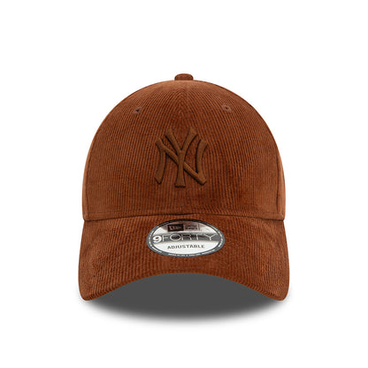 New Era 9FORTY New York Yankees Baseball Cap - MLB Cord - Rostrot