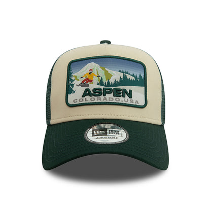 New Era A-Frame Aspen Trucker Cap - Ski Patch - Dunkelgrün-Cremeweiß