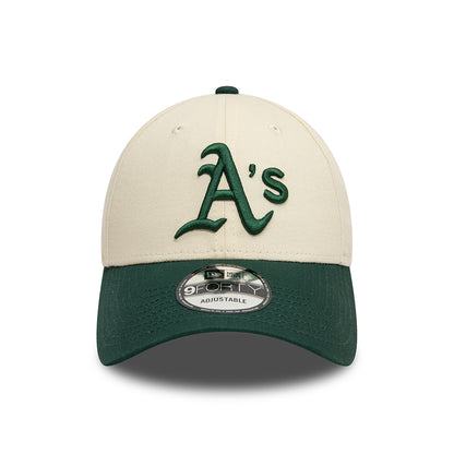 New Era 9FORTY Oakland Athletics Baseball Cap - MLB Colourblock - Cremefarben-Dunkelgrün