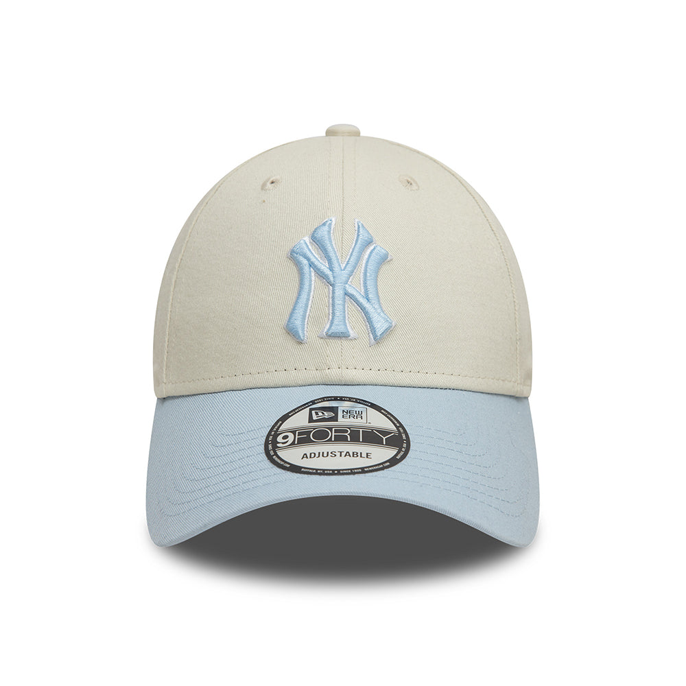 New Era 9FORTY New York Yankees Baseball Cap - MLB World Series Patch - Elfenbein-Hellblau