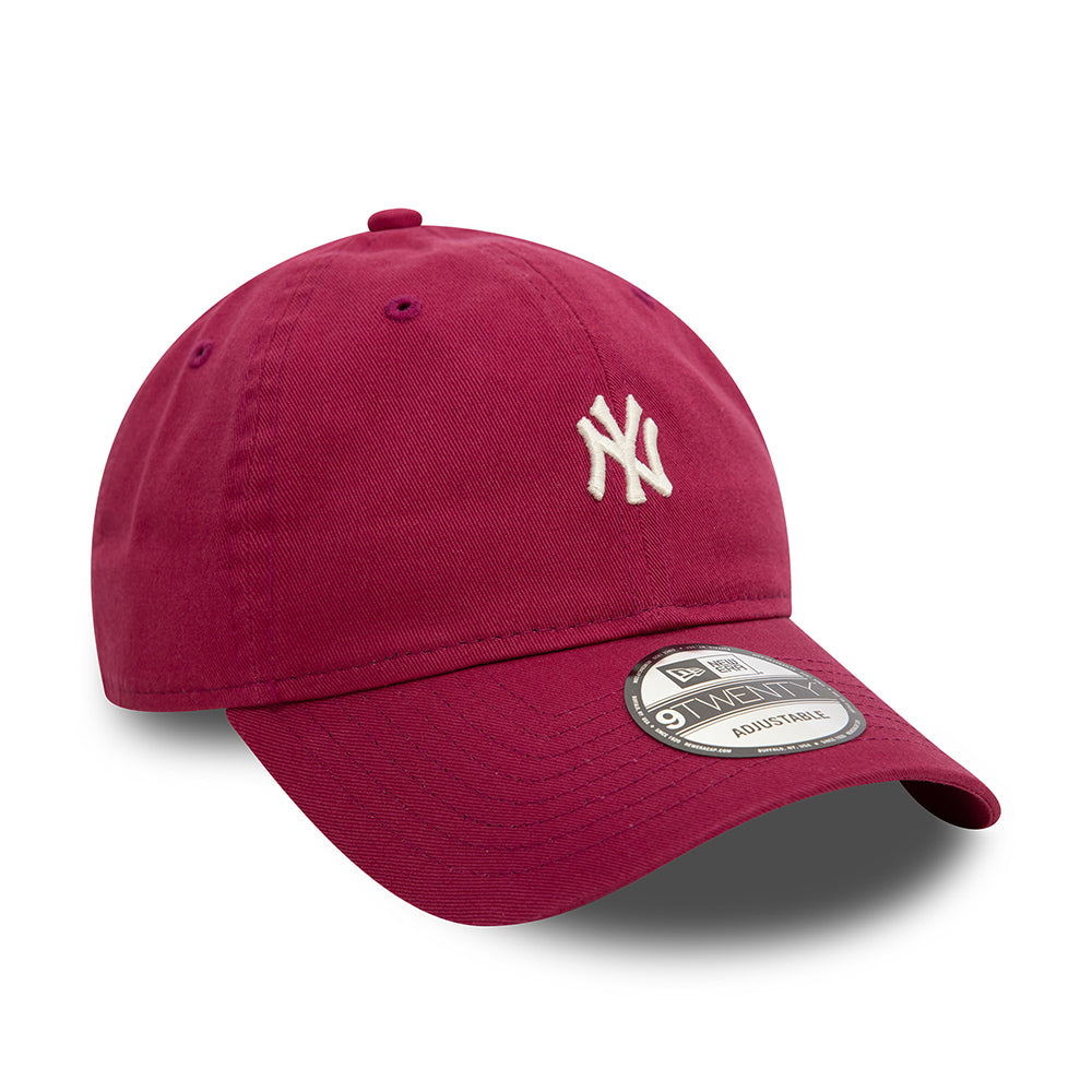 New Era 9TWENTY New York Yankees Baseball Cap - MLB Mini Washed - Kirschrot