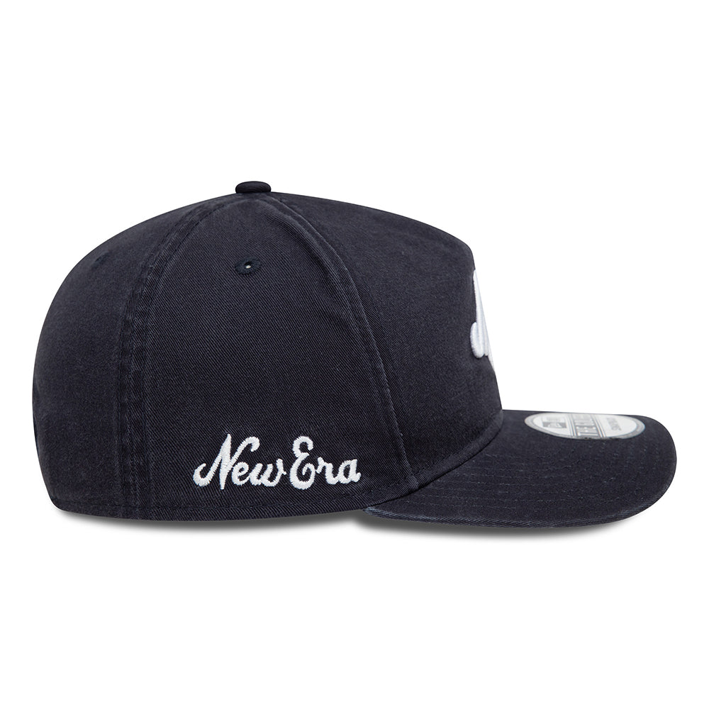 New Era Golfer Baseball Cap aus gewaschener Baumwolle - NE Pre-Curved Unstructured - Marineblau-Weiß