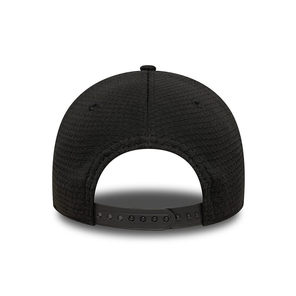 New Era 9FORTY New York Yankees Baseball Cap - MLB Flawless Mesh - Schwarz auf Schwarz