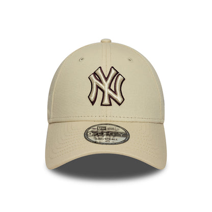 New Era 9FORTY New York Yankees Baseball Cap - MLB Team Outline - Beige-Braun