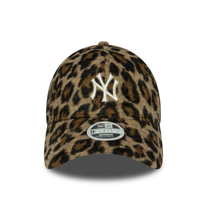 New Era Damen 9FORTY New York Yankees Baseball Cap - MLB Cosy Animal - Leopardenmuster