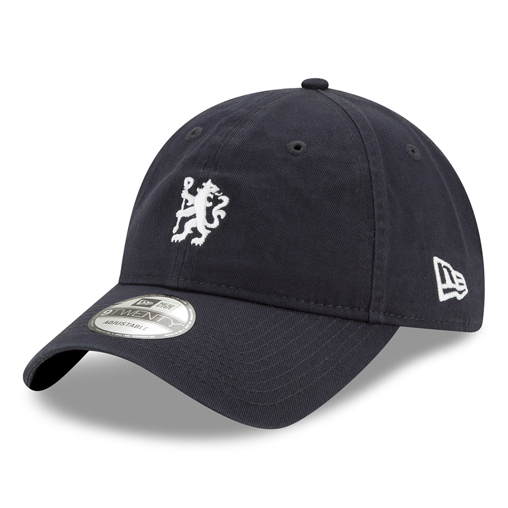 New Era 9TWENTY Chelsea FC Baseball Cap - Embroidered Lion Crest - Marineblau-Weiß