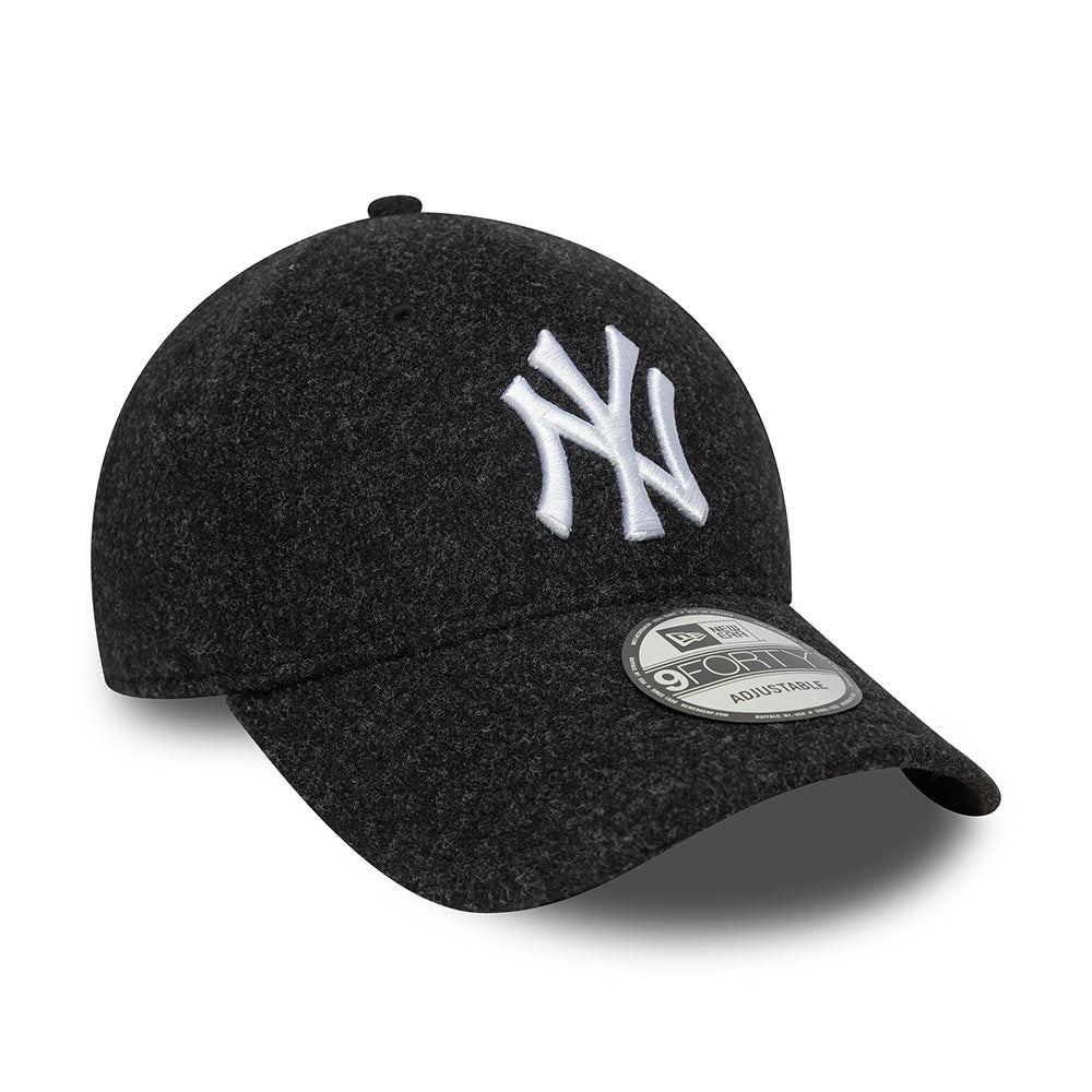 New Era 9FORTY New York Yankees Baseball Cap - MLB Melton - Schwarz-Weiß