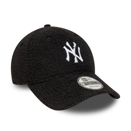 New Era 9FORTY New York Yankees Baseball Cap - MLB Winter Borg - Schwarz-Weiß