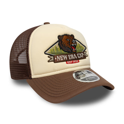 New Era 9FORTY M-Crown A-Frame Trucker Cap - NE Graphic - Cremefarben-Schokolade