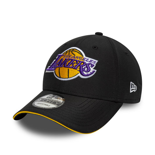 New Era 9FORTY L.A. Lakers Baseball Cap - NBA Microfibre - Schwarz-Gelb