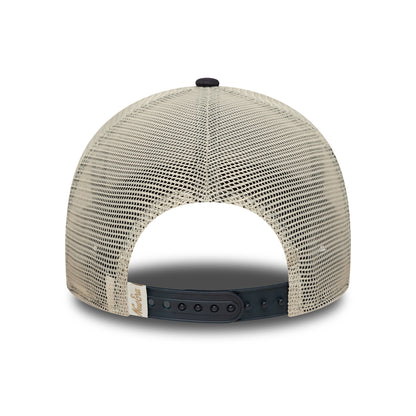 New Era 9FORTY M-Crown A-Frame Trucker Cap - Contrast Patch - Cremefarben-Marineblau