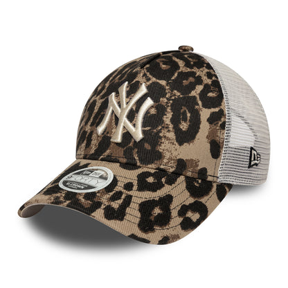New Era Damen 9FORTY M-Crown A-Frame New York Yankees Trucker Cap - MLB Leopard - Braun-Steingrau