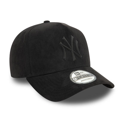 New Era 9FORTY A-Frame New York Yankees Snapback Cap - MLB Faux Suede - Schwarz auf Schwarz