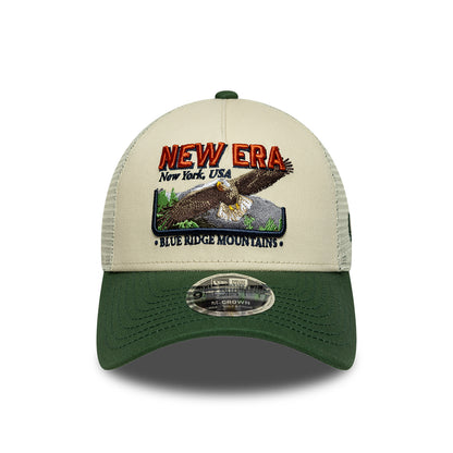 New Era 9FORTY M-Crown A-Frame Trucker Cap - Outdoor Graphic - Cremefarben-Dunkelgrün