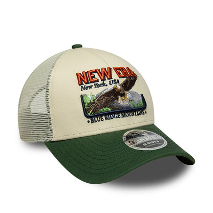 New Era 9FORTY M-Crown A-Frame Trucker Cap - Outdoor Graphic - Cremefarben-Dunkelgrün