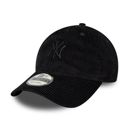 New Era 9TWENTY New York Yankees Baseball Cap - MLB Cord Midi - Schwarz auf Schwarz