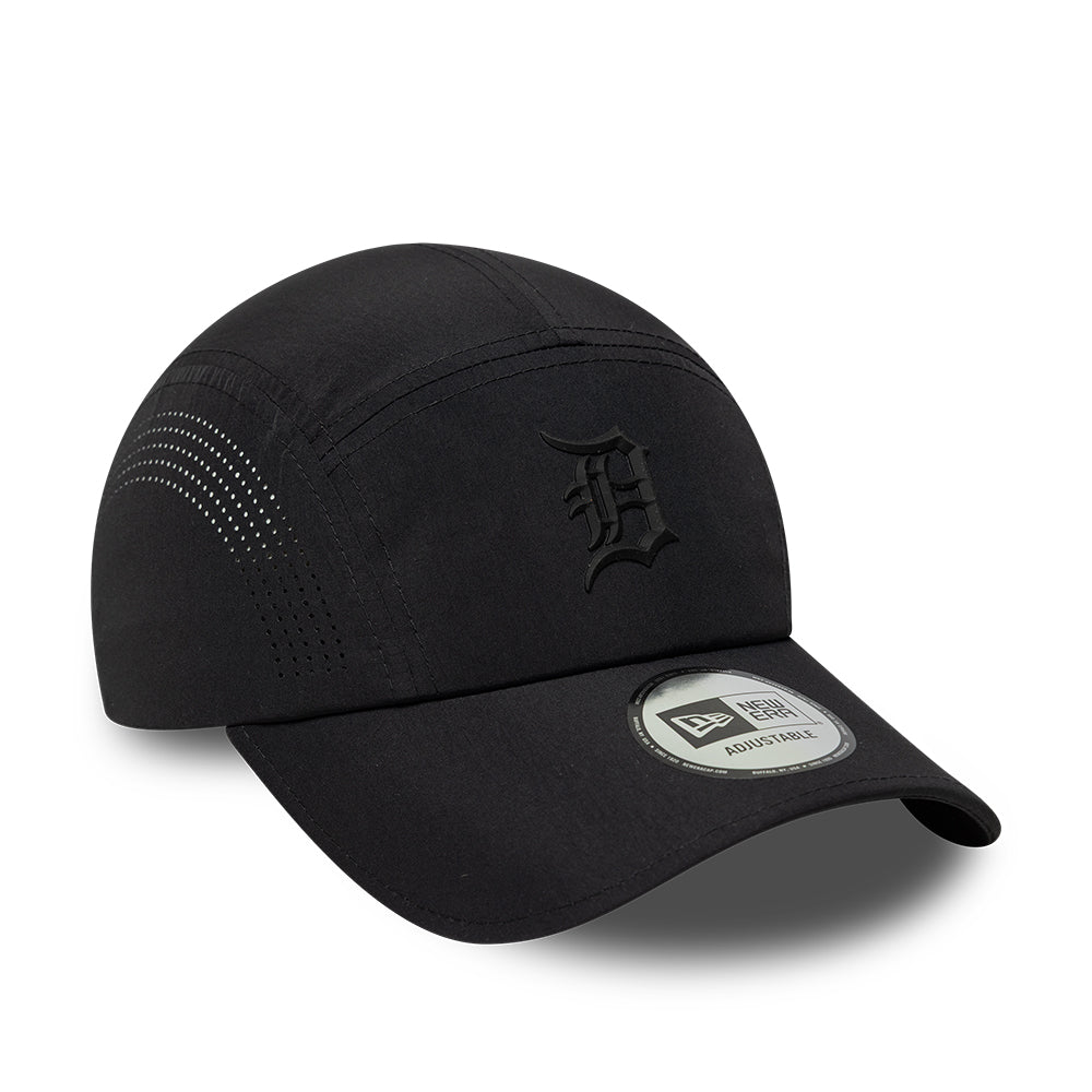 New Era Detroit Tigers 5 Paneelen Cap - MLB Tech Midi Runner - Schwarz auf Schwarz