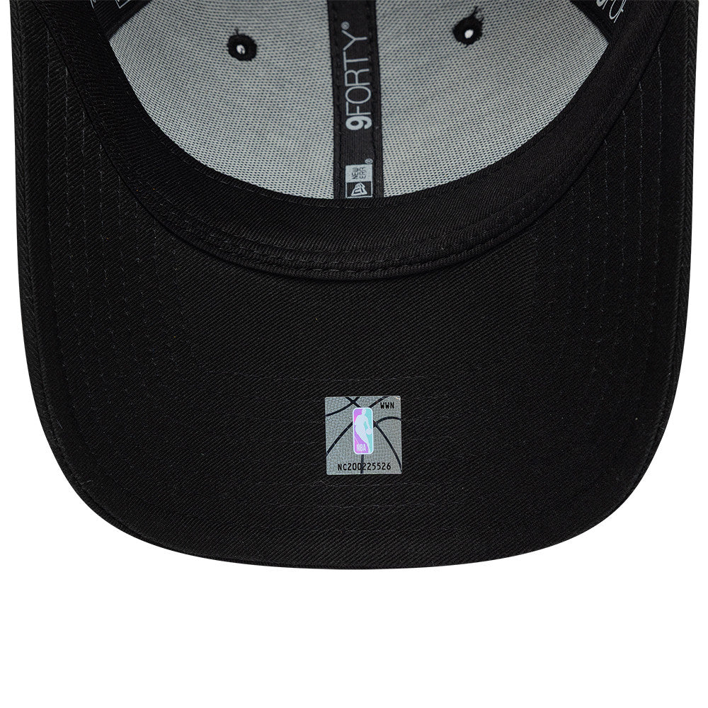 New Era 9FORTY Chicago Bulls Baseball Cap - NBA Team Outline - Schwarz-Dunkelgrau