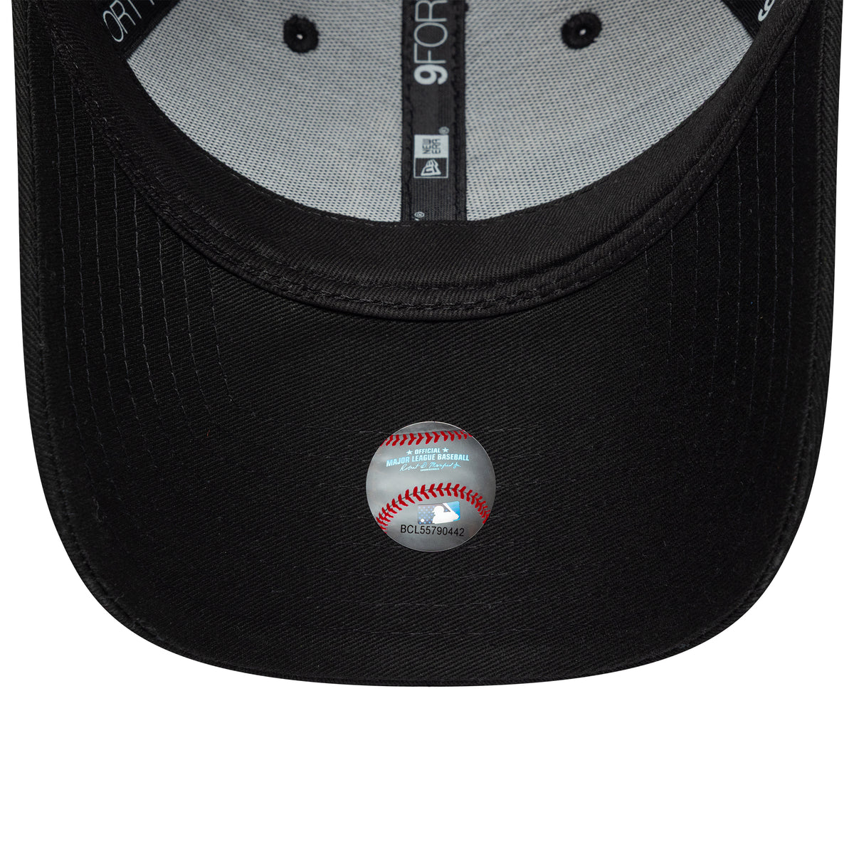 New Era Damen 9FORTY New York Yankees Baseball Cap - MLB Polka Dot Infill - Schwarz-Creme