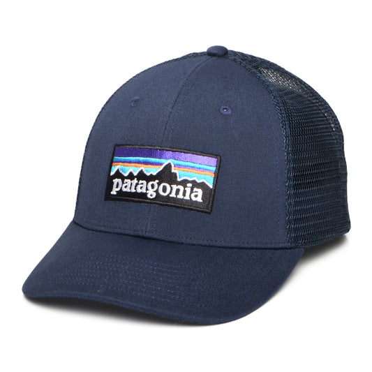 Patagonia P-6 Logo LoPro Trucker Cap aus organischer Baumwolle - Marineblau