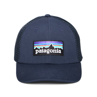 Patagonia P-6 Logo LoPro Trucker Cap aus organischer Baumwolle - Marineblau