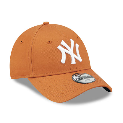 New Era Kinder 9FORTY New York Yankees Baseball Cap - MLB League Essential - Verbranntes Orange-Weiß