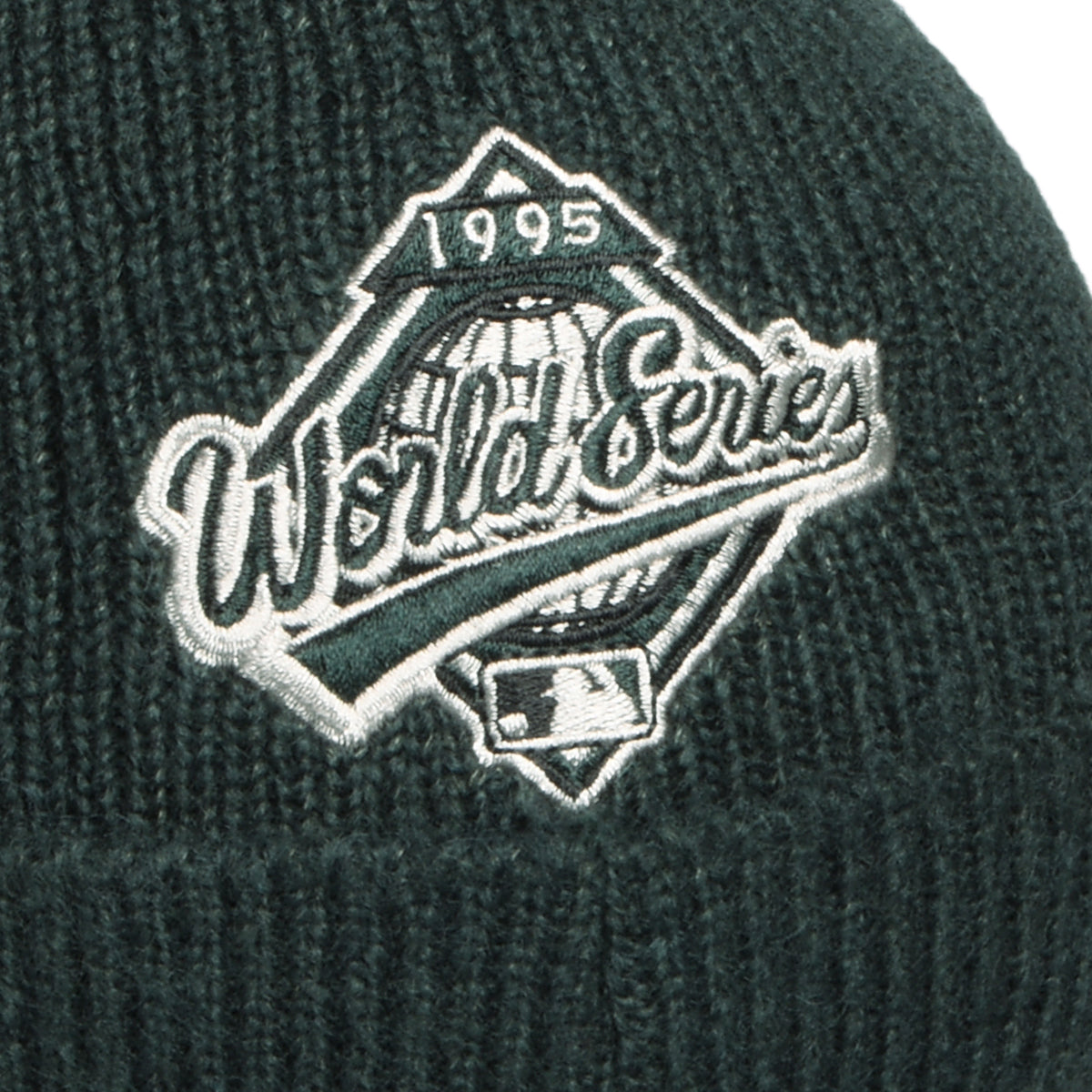 New Era Cuffed Atlanta Braves Beanie Mütze - MLB World Series Patch - Dunkelgrün