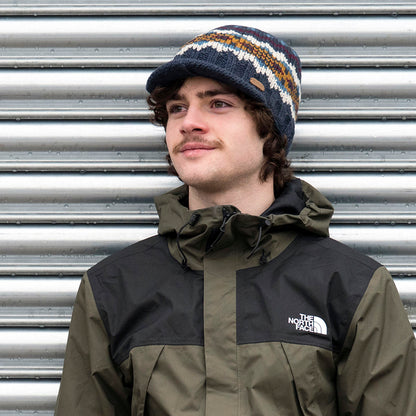 Kusan Brooklyn Beanie Mütze mit Visier Fair Isle - Marineblau-Multi