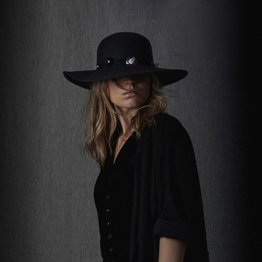 Seeberger Blumen Schlapphut aus Wollfilz - Schwarz