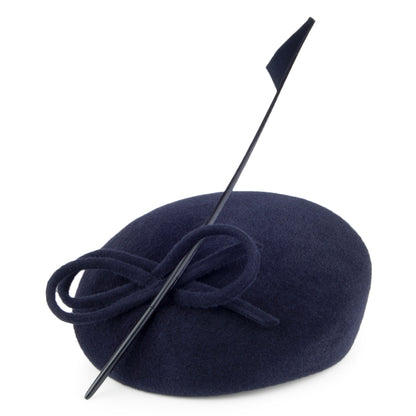 Whiteley Baskenmütze aus Haarfilz mit Feder - Marineblau