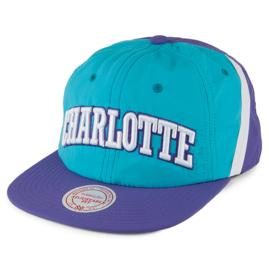 Mitchell & Ness Anorak Charlotte Hornets Snapback Cap - Petrol-Lila