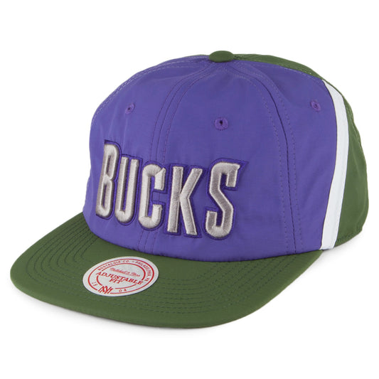 Mitchell & Ness Milwaukee Bucks Snapback Cap - Anorak - Lila-Grün